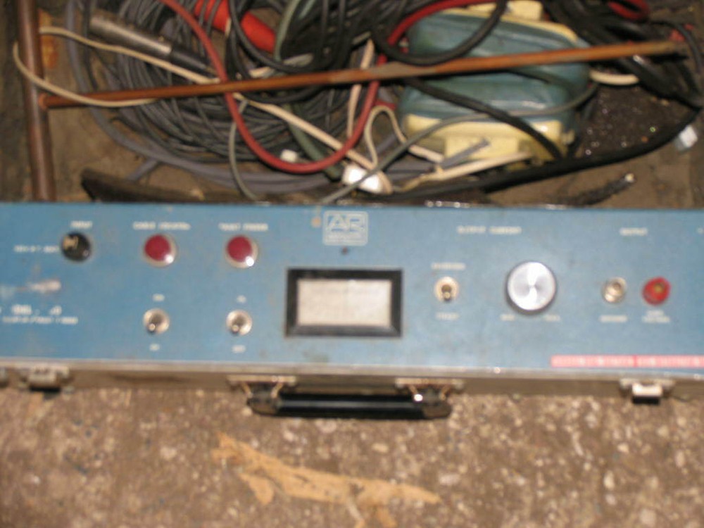 A R Cable Locator 8500 Unit Machine