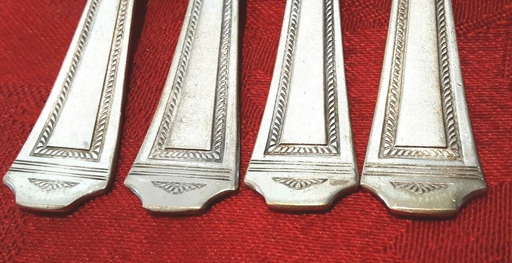 Seafood Cocktail Forks (4) Sheffield Five Pattern Silverplate