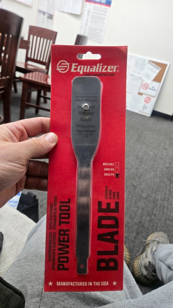 Equalizer Express Blade for Windshield cutting Urethane 1.5 in x 10 in BFE1401