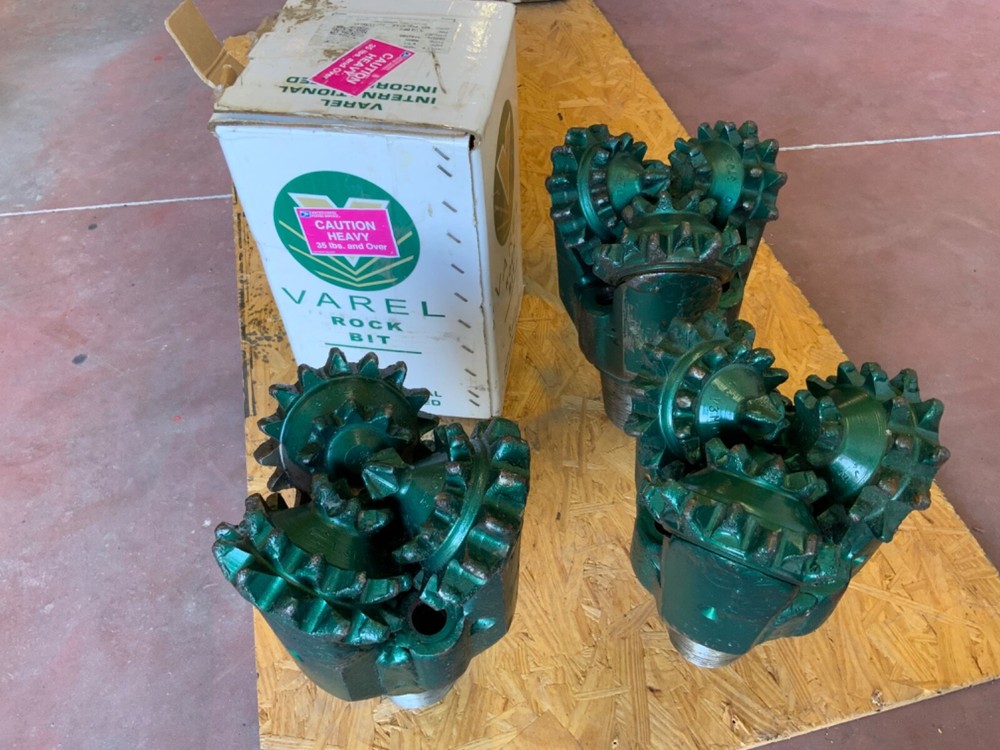 6 3/4 new Varel tooth bits