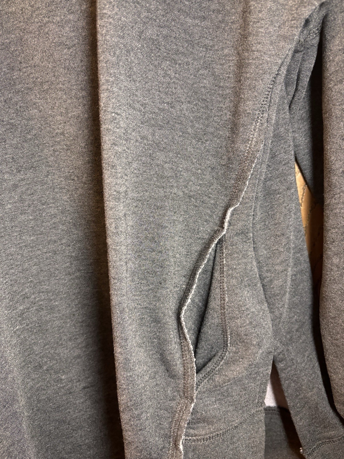 Nike Yoga Crew Pullover With Front Kangaroo Pocket Women’s Small Gray