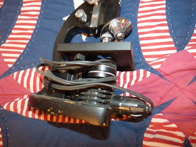 VERY GOOD USED UNITRON PHASE MPH LIGHTED MICROSCOPE