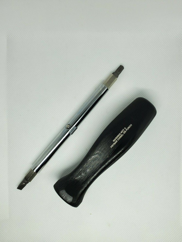 Snap on tools Reversible screwdriver 8 Pcs set, 8 Bits Torx, Flat, Philips NEW!!