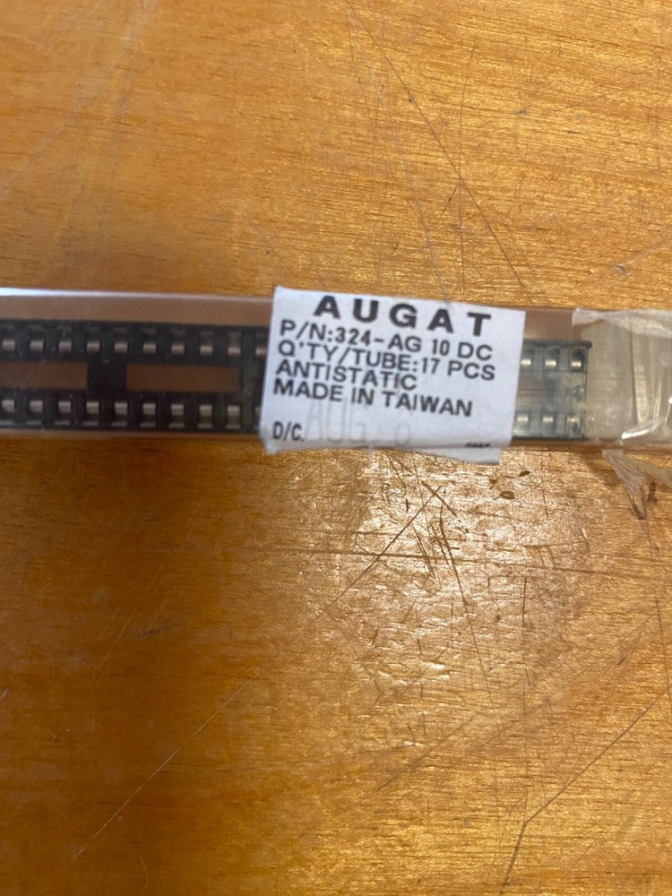 vintage AUGAT 324-AG10DC IC SOCKET 24 PIN