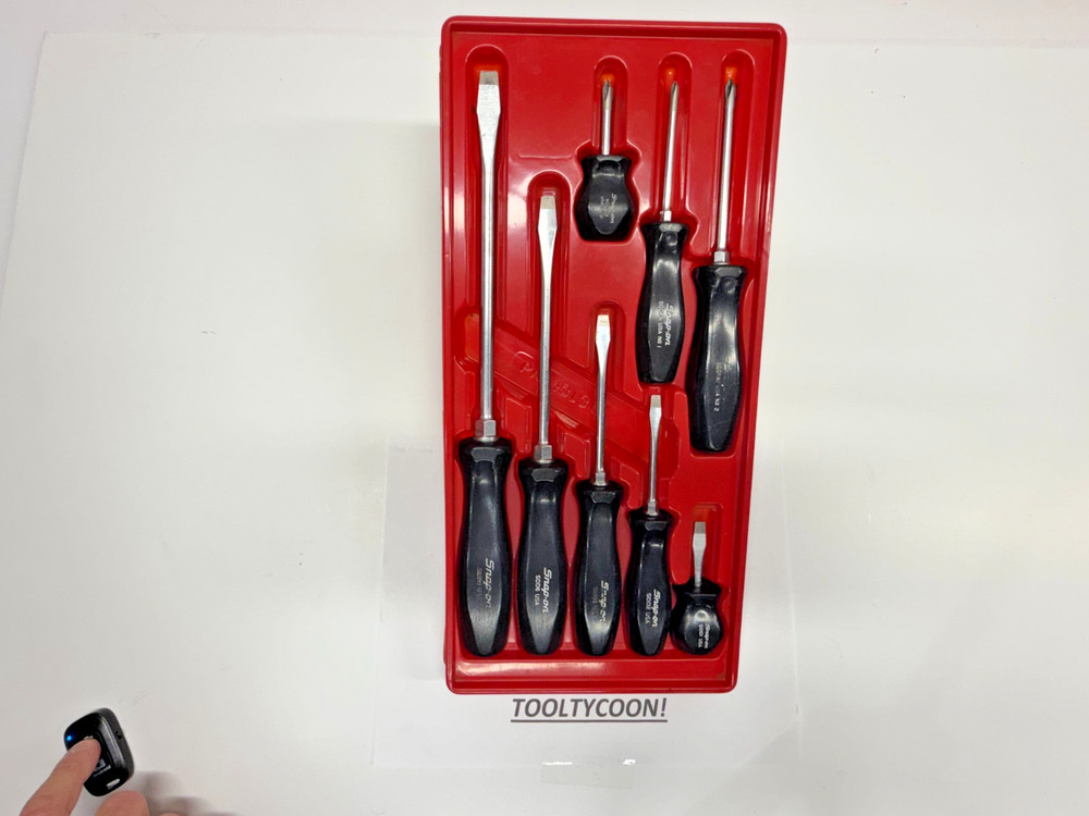 SNAP-ON VINTAGE HARD HANDLE SCREWDRIVER SET GREAT SHAPE
