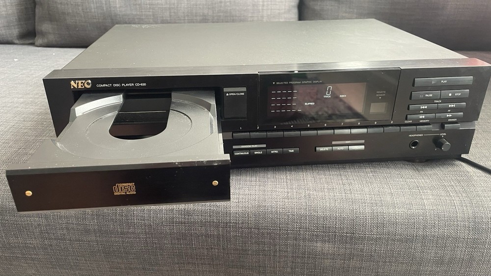NEC Compact Disc Player CD-630 Black CD Player WORKS