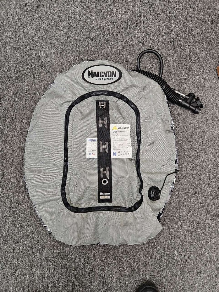 HALCYON Evolve 40-lb wing, Custom Color