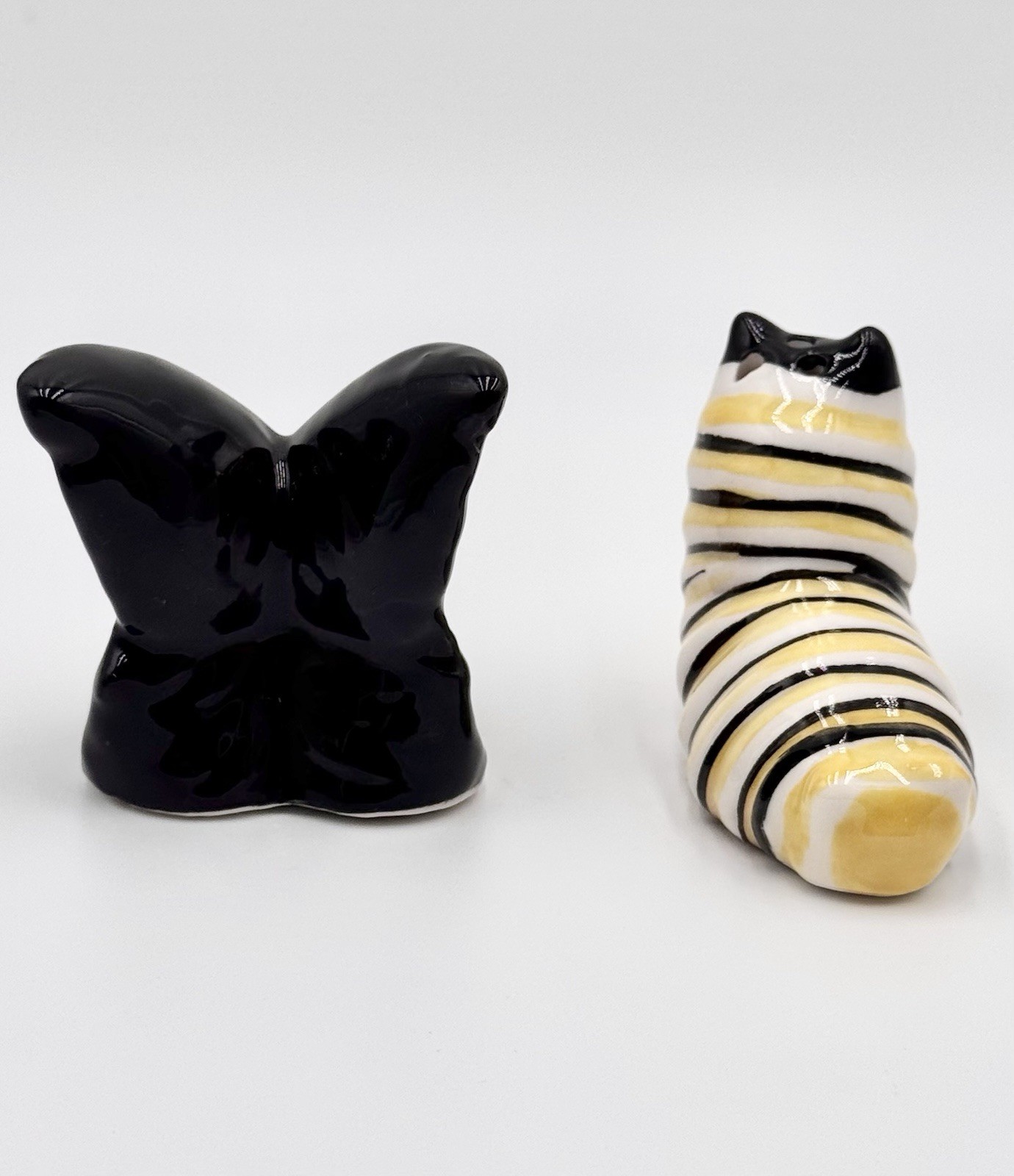 Cracker Barrel Mini Monarch Butterfly And Caterpillar Salt & Pepper Shakers NEW