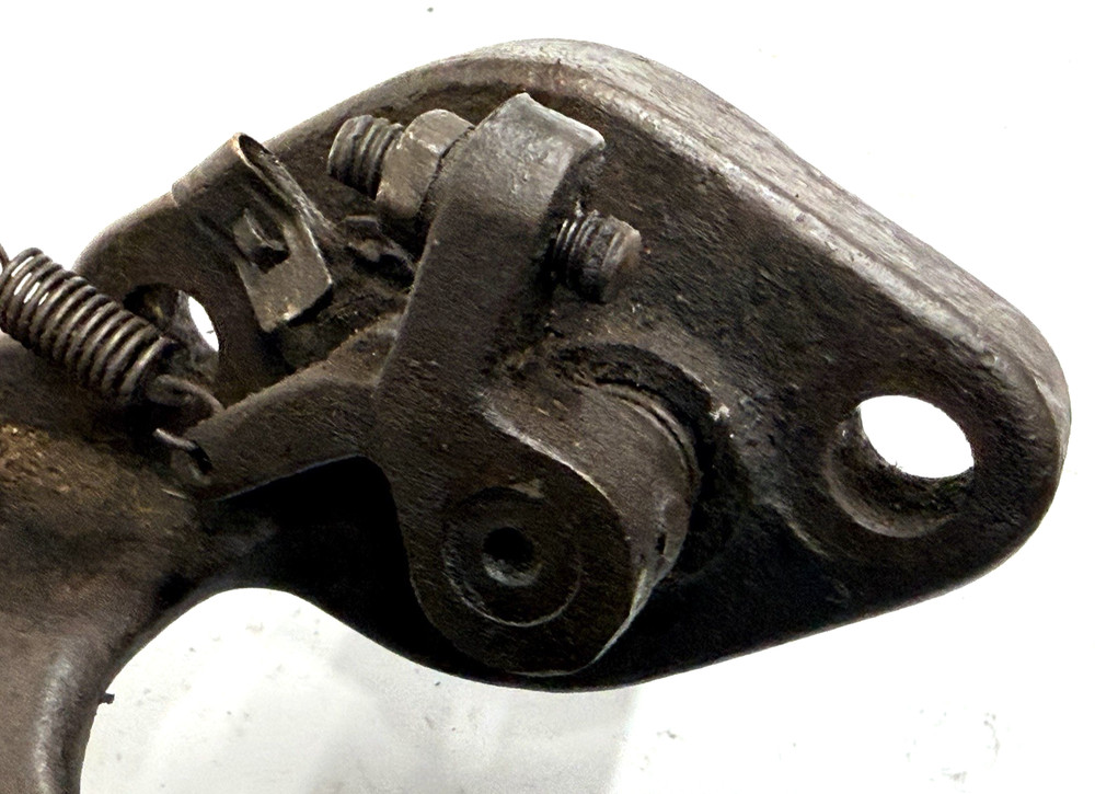 No 1041 WIZARD Magneto Bracket for 1 - 7HP Hit Miss Engine NICE SHAPE