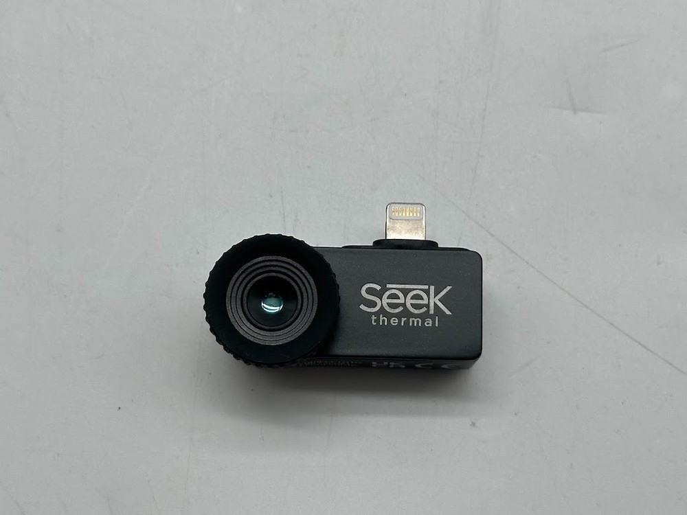 Seek Thermal CW-AAA Compact-All-Purpose Thermal Imaging Camera (Lightning)