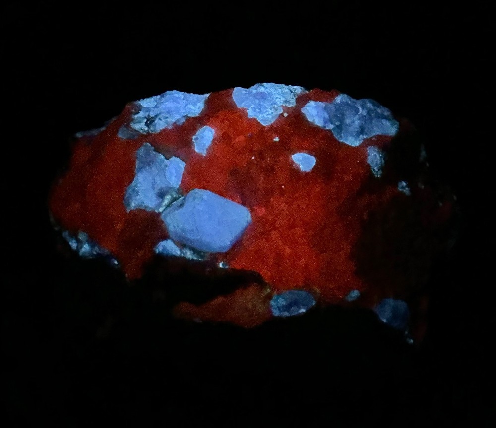 1378 Gr. Fluorescent Phosphorescent Tenebrescent Hackmanite Crystals On Calcite