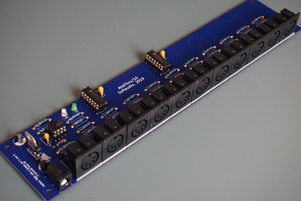 MIDI Thru 1 input - 10 out splitter midithru box DIY kit Not assembled