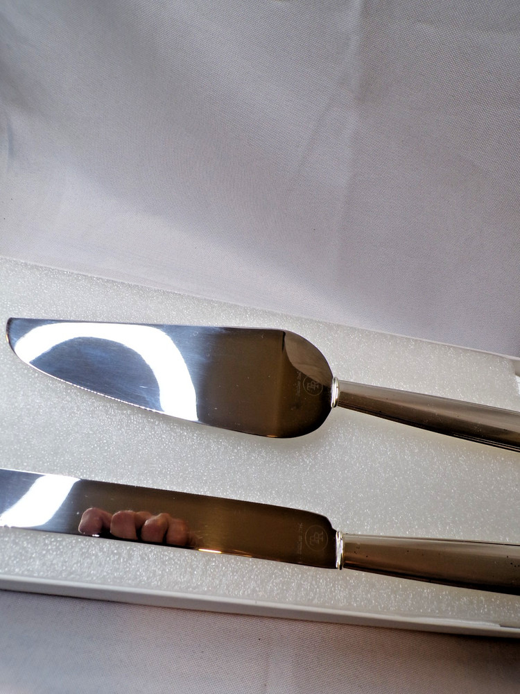 Things Remembered silver-plated cake knife and server set