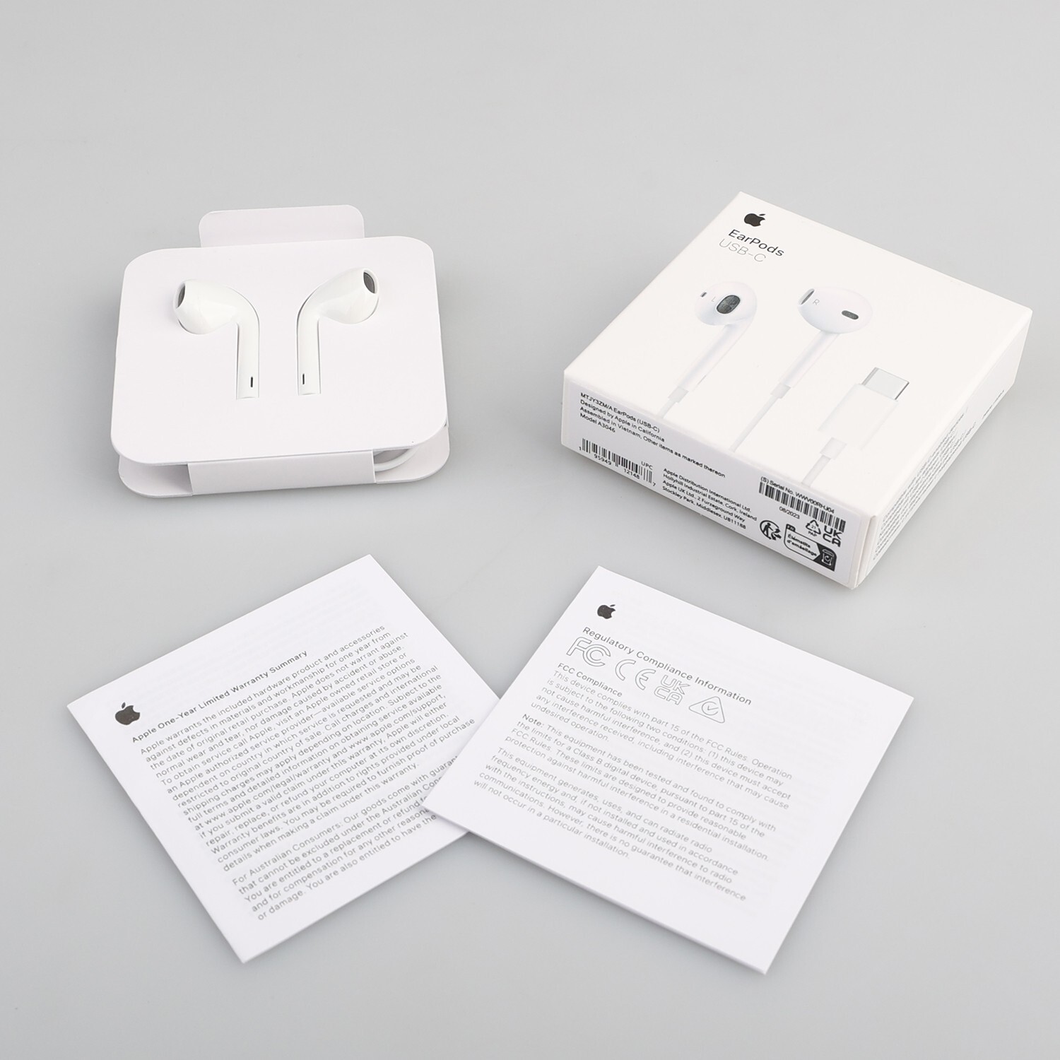 Apple EarPods Headphones USB-C Plug Wired Headset Earbuds Original For iPhone 16