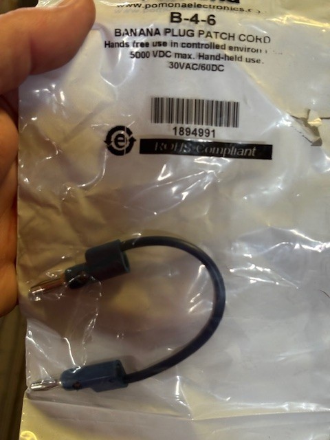 B-4-6 POMONA BANANA PLUG PATCH CORD