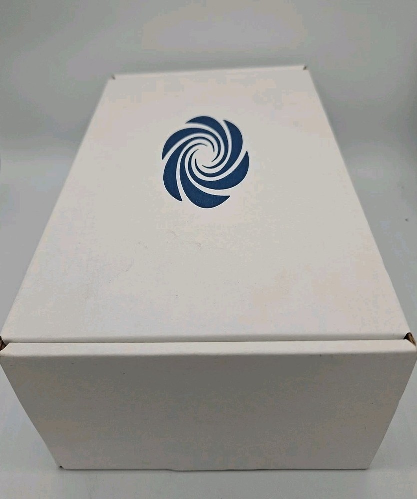 NEW Crestron HD-DA4-4KZ-E