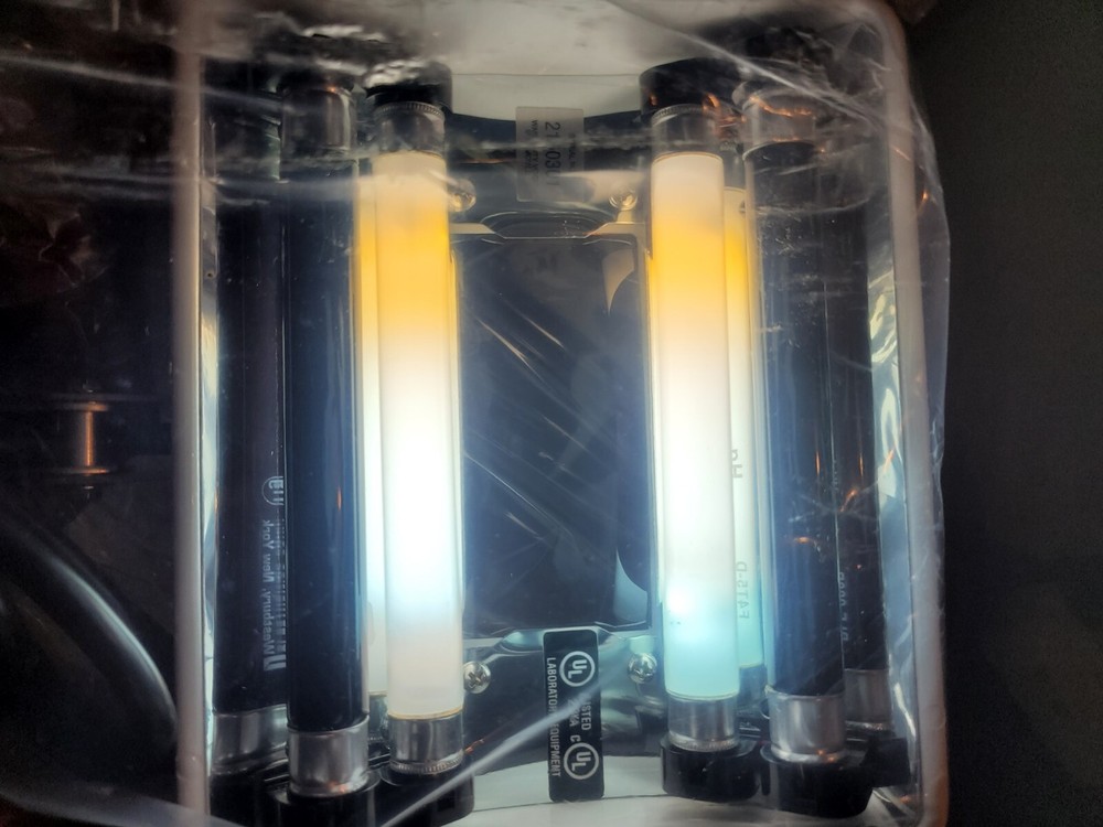 Spectroline Q-Series Ultraviolet Light Lamp