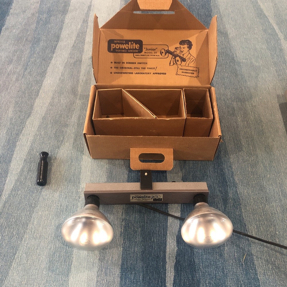 POWERLITE JUNIOR MODEL 20 8mm Camera Light Kit Complete In Box Tested🔥🔥🔥