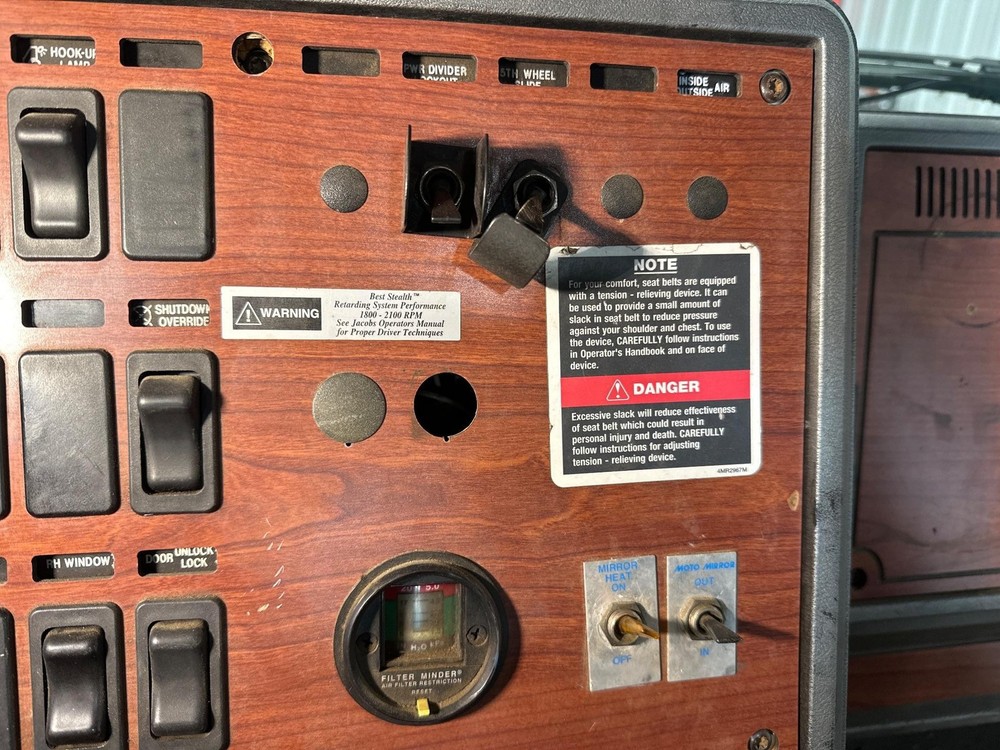Mack CL600 GAUGE AND SWITCH Dash Panel - Used
