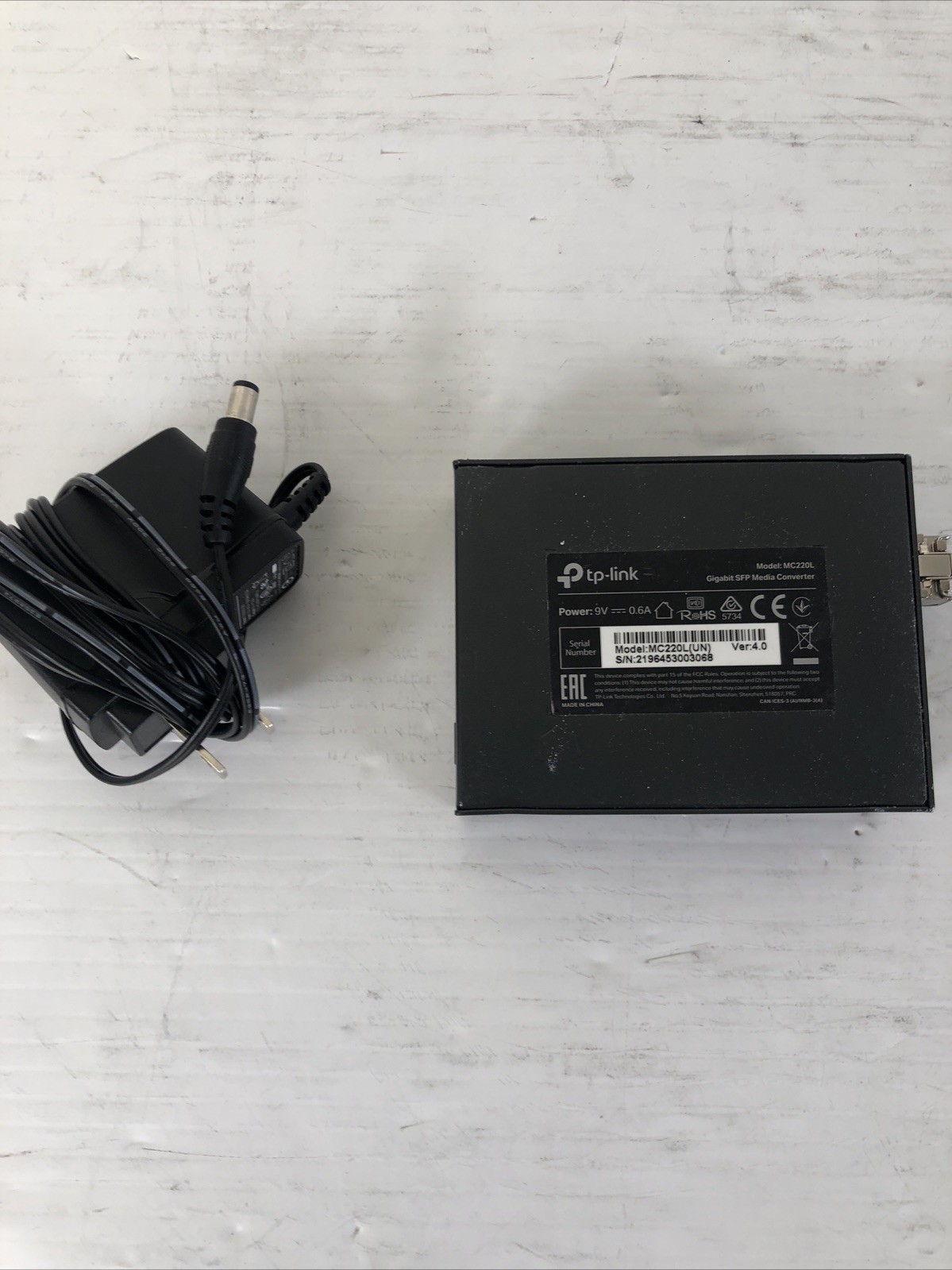 TP-LINK MC220L Fast Ethernet Media Converter For Multi-Mode Fiber