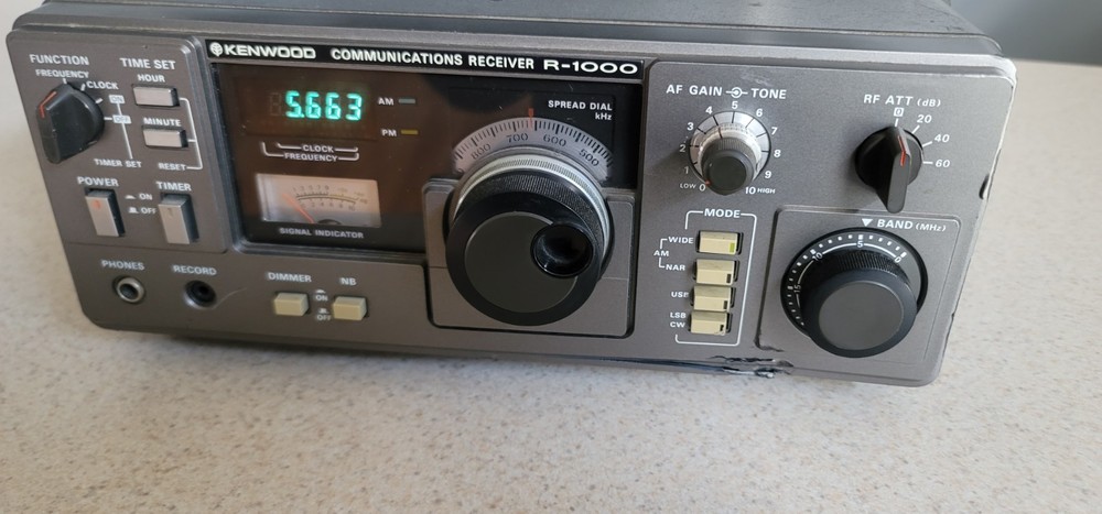 KENWOOD RECEIVER R 1000
