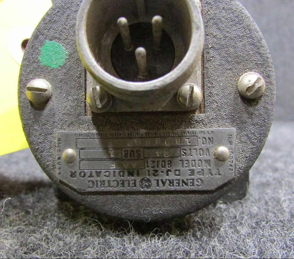 DJ-21- GE Fuel Indicator (24V)