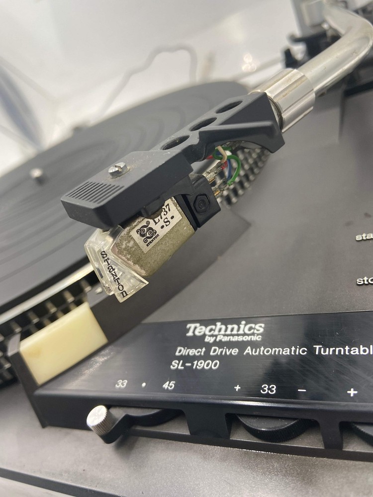 Technics By Panasonic SL-1900 Direct Drive Automatic Turntable System