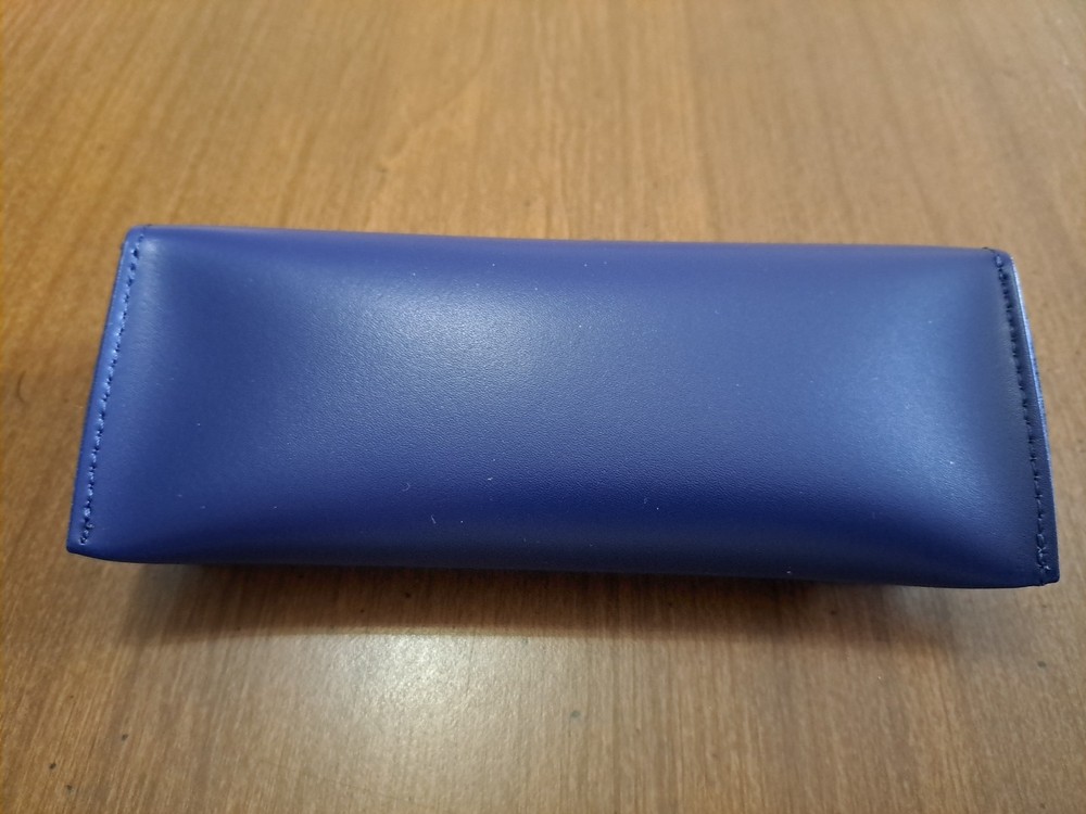 AVIO Eyeglass Navy Blue Case