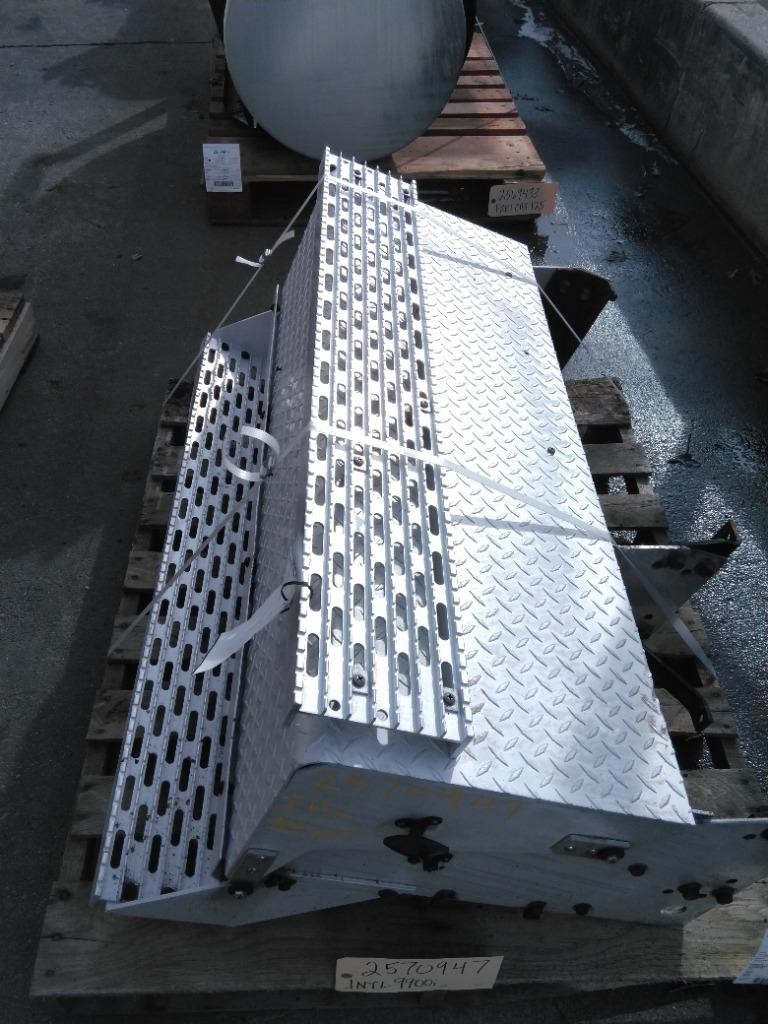 Replaces 2000 INTERNATIONAL 9900I BATTERY BOX 3856231