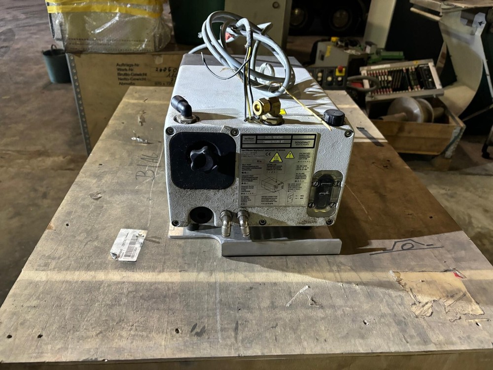Oerlikon Leybold sogevac sv25 d