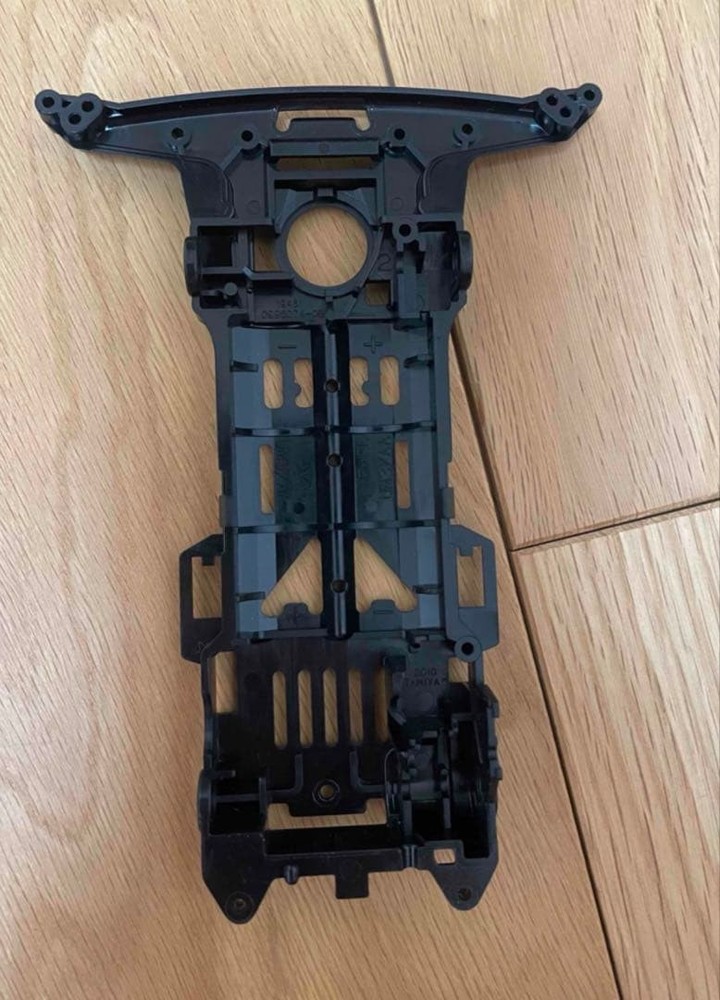 Mini 4Wd Super 2 Chassis With Carbon