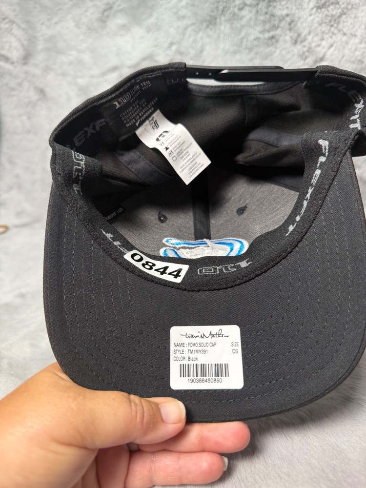 Travis Mathew Hat Cap Black Blue Snap Back Flex Fit Patch Logo Casual Adjustable