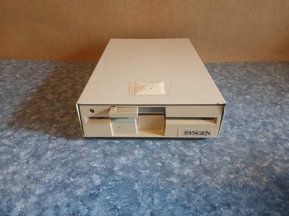 Sysgen 5.25" External Floppy Disk Drive