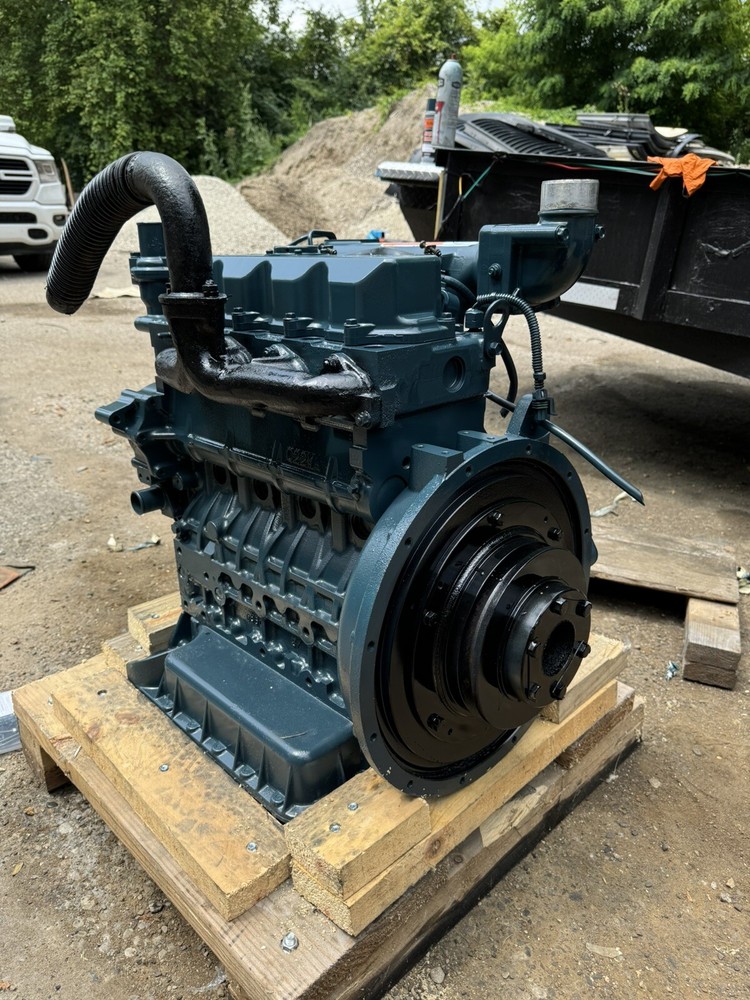 kubota v2203 4 cylinder diesel engine