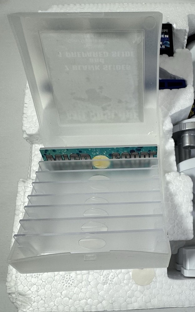 Stem White Microscope Kit W/ Light Source 100, 200, 450 Magnification Complete