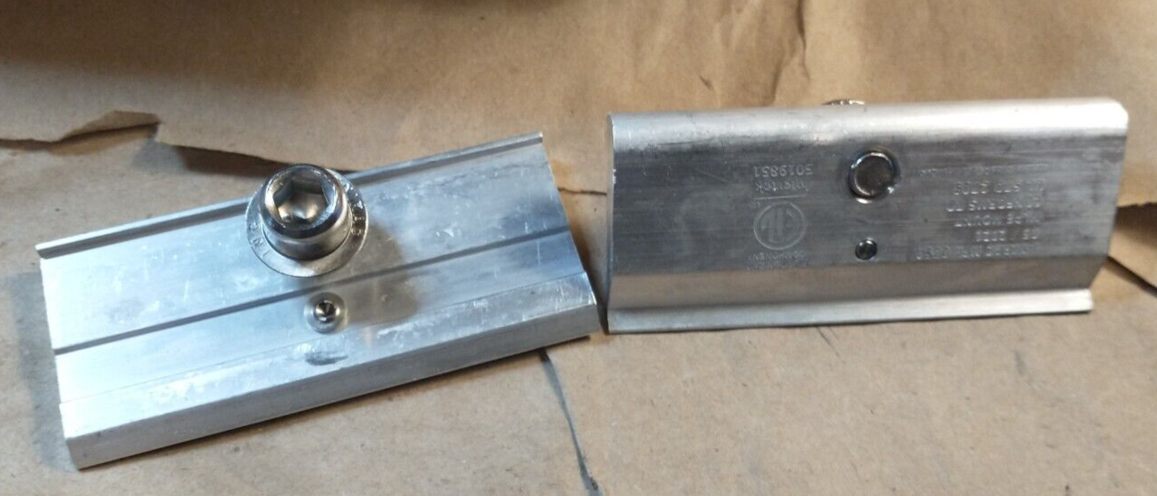 1 Box of 10, UNIRAC Solar 008114M MLPE Mount Assy - Fast Shipping