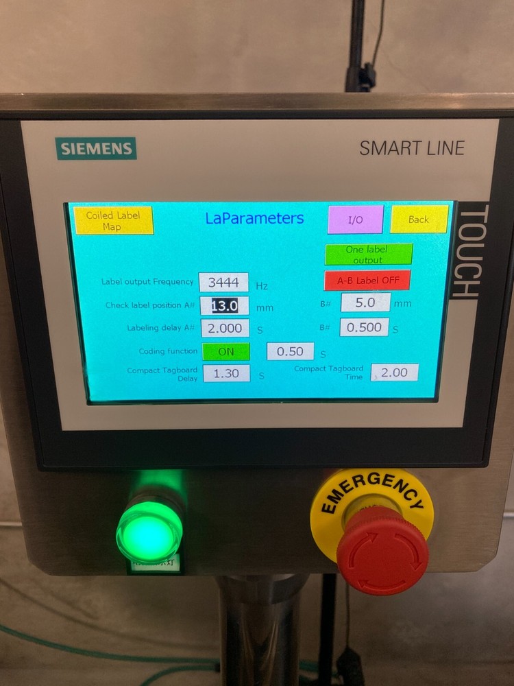 In-line Automatic Round Bottle Label Machine. High Speed, Brand New, Multi Size