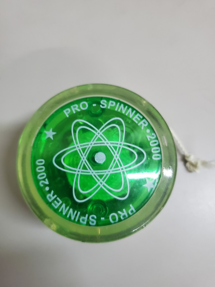 Vintage Pro Spinner 2000 Yo Yo -  Green