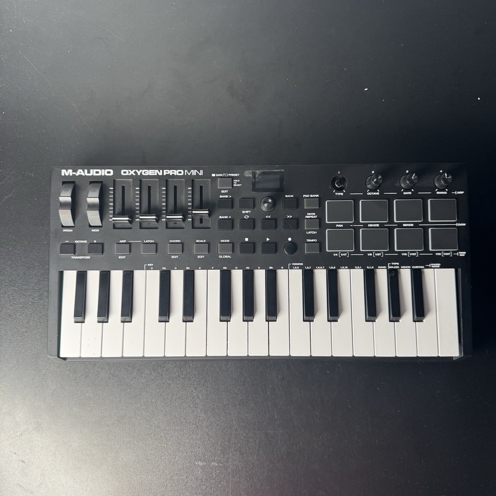 M-Audio Oxygen Pro Mini 32-key USB Midi Controller