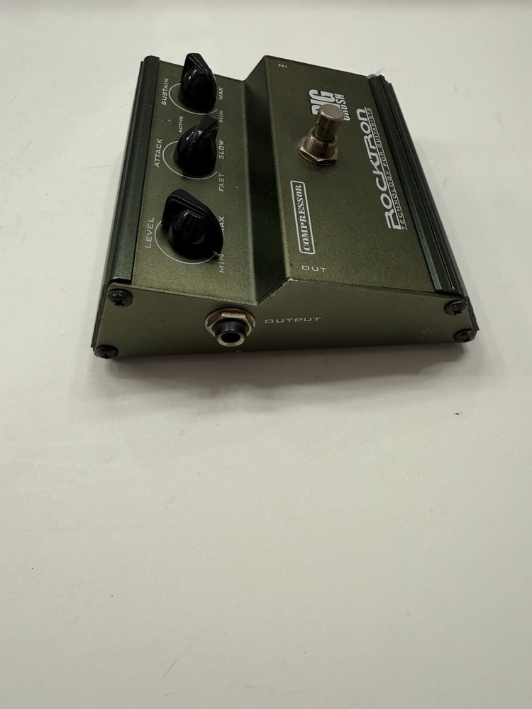 Rocktron Big Crush Compressor Sustainer Compression Guitar Effect Pedal *READ*