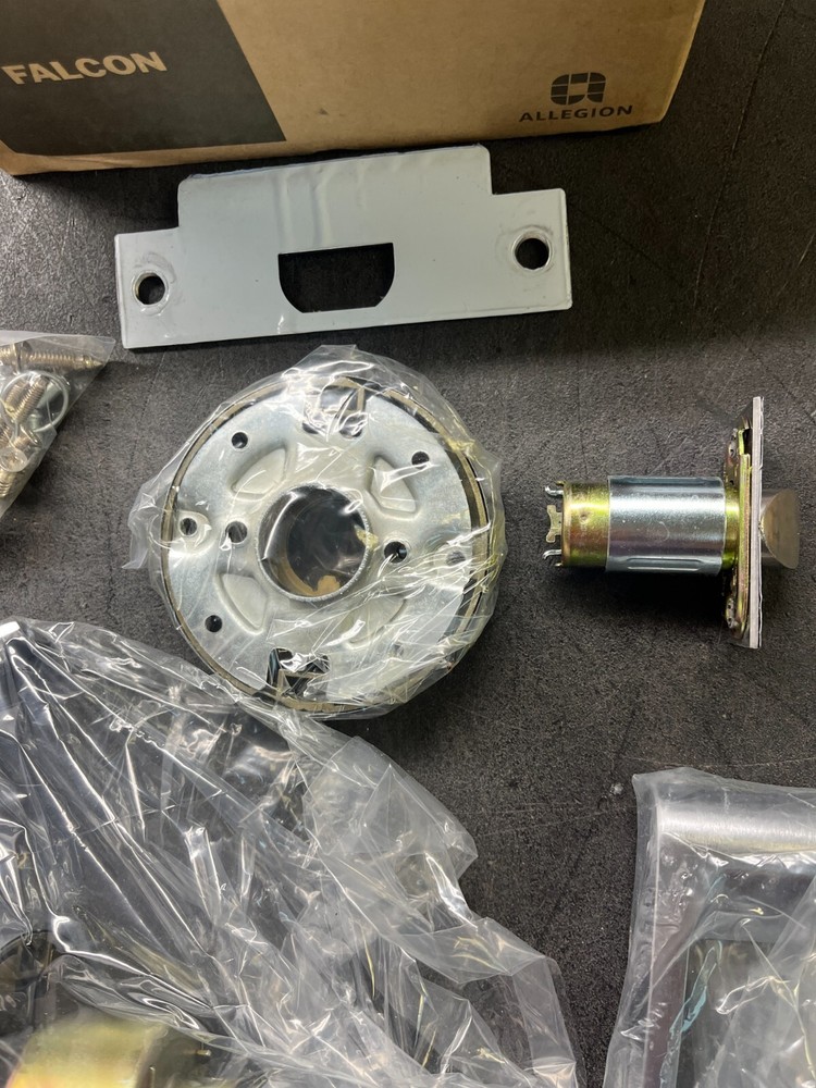 FALCON W101S DAN 626 PASSAGE LOCK SET NOS