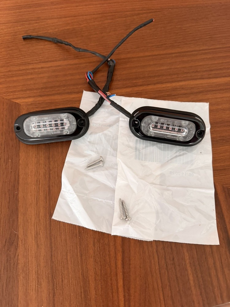 Whelen mini T series ION red PAIR