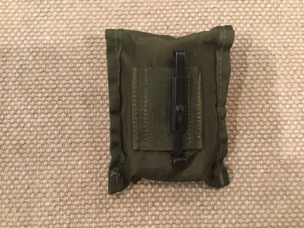 Model 27 Cammenga U.S. phosphorescent Military compass