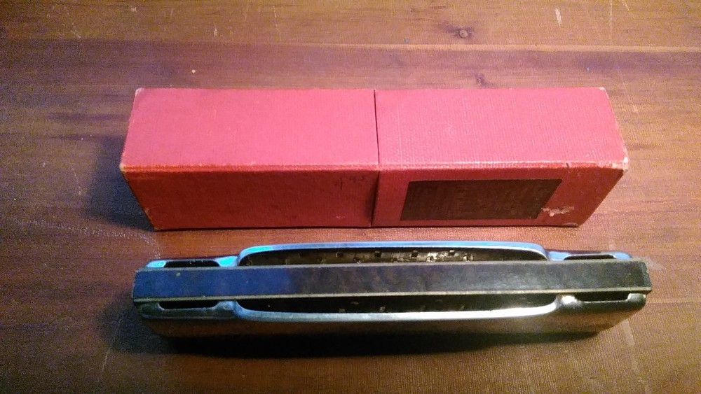 M. Hohner ECHO Antoque Harmonica Excellent shape in Box