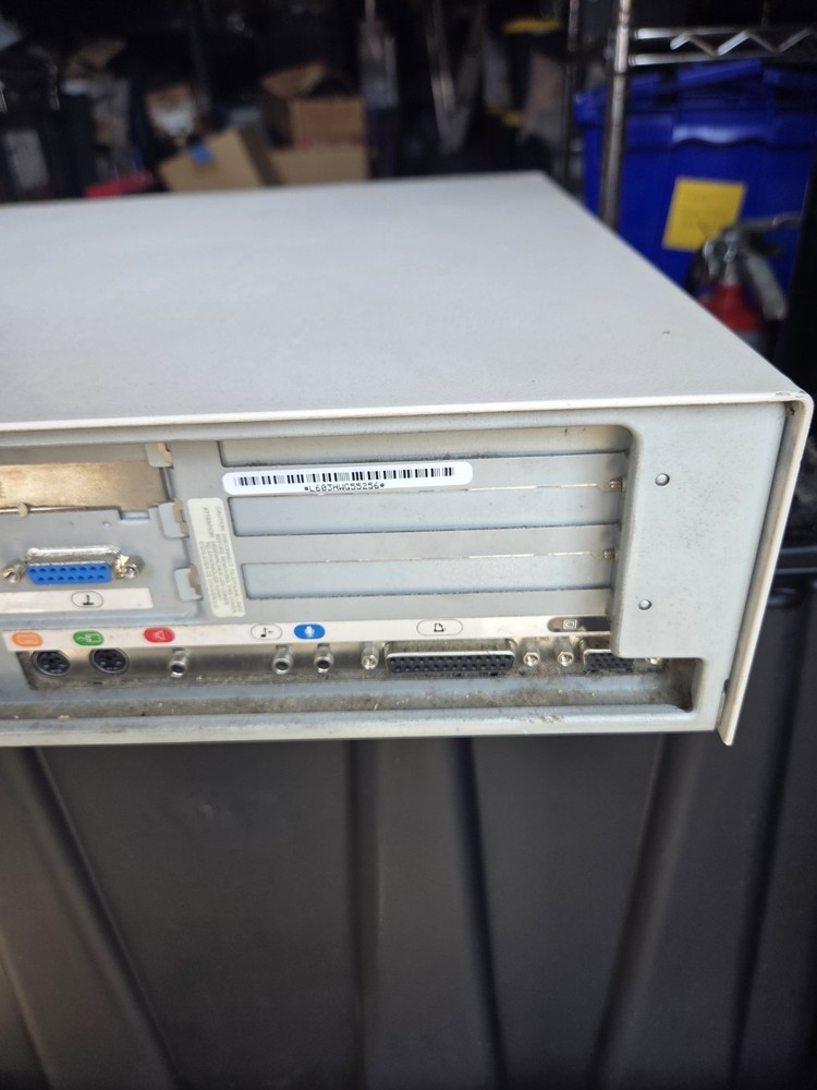 Compaq Presario Computer 7212 Vintage 90s Desktop Computer Powers On UNTESTED