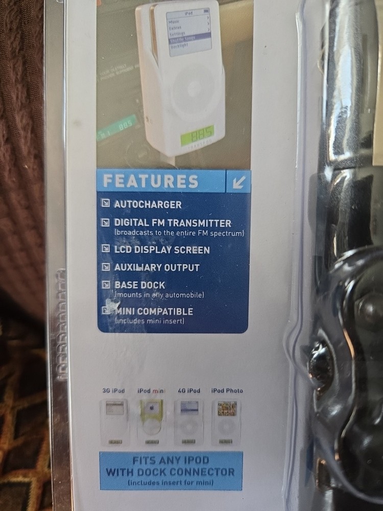 DLO TransPod FM iPod Transmitter & Docking Station