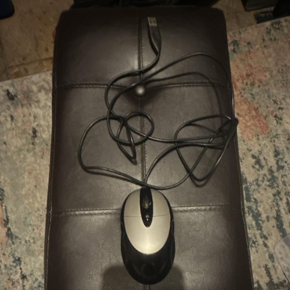 Logitech M310 Optical USB Wired Standard Mouse Scroll Wheel Black Silver