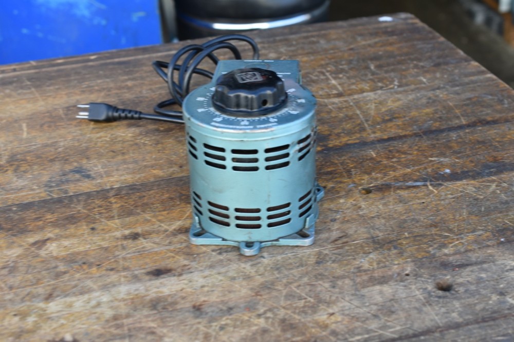 3PN1010B Staco VARIAC Variable speed Transformer