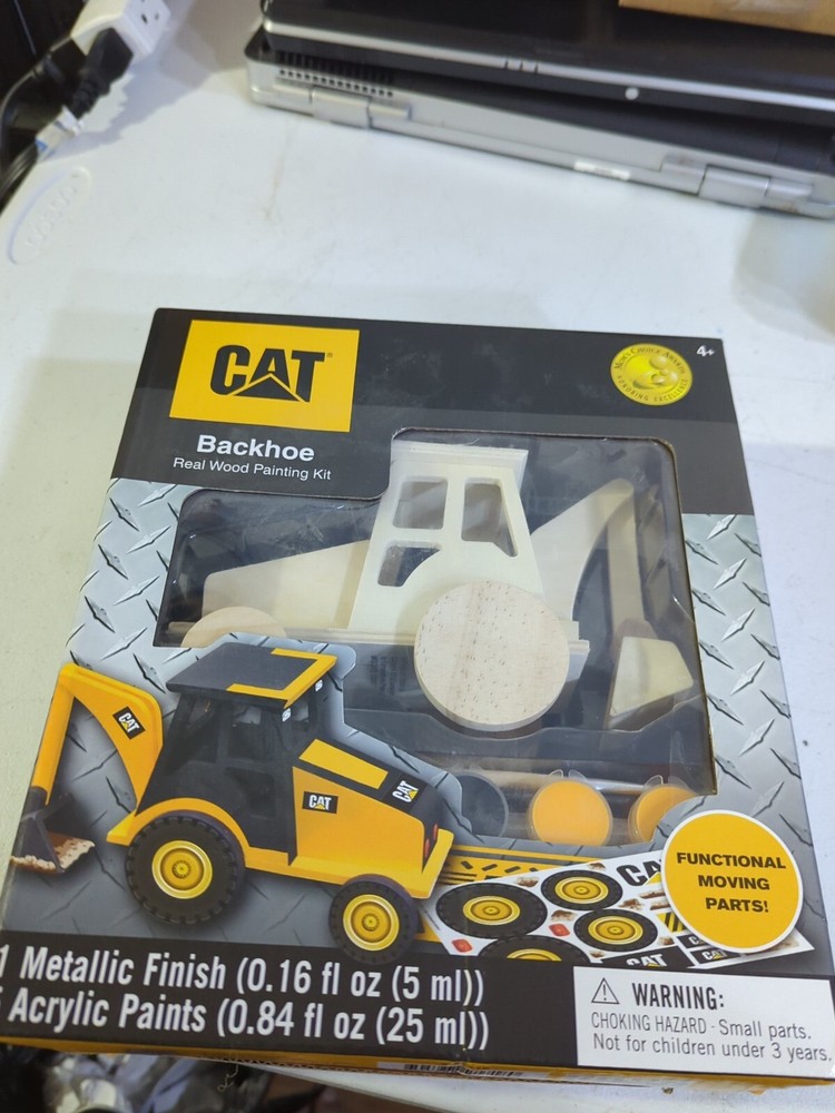 Caterpillar Backhoe Wood Craft & Paint Kit