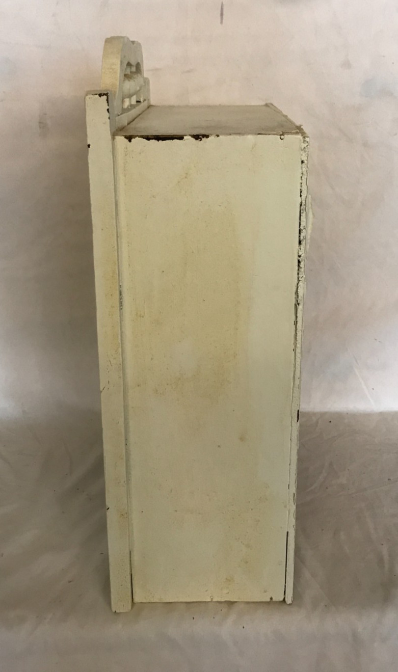 VTG 13x18 Wood Shabby Wall Medicine Cabinet Mirror Stick & Ball Chic Old 26-26B